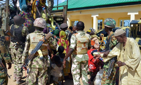 Ejército nigeriano libera a 60 personas secuestradas por Boko Haram